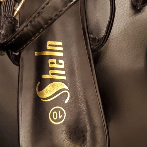 Shein Chunk heel with Gold Ankle Strap - Picture 5 of 5